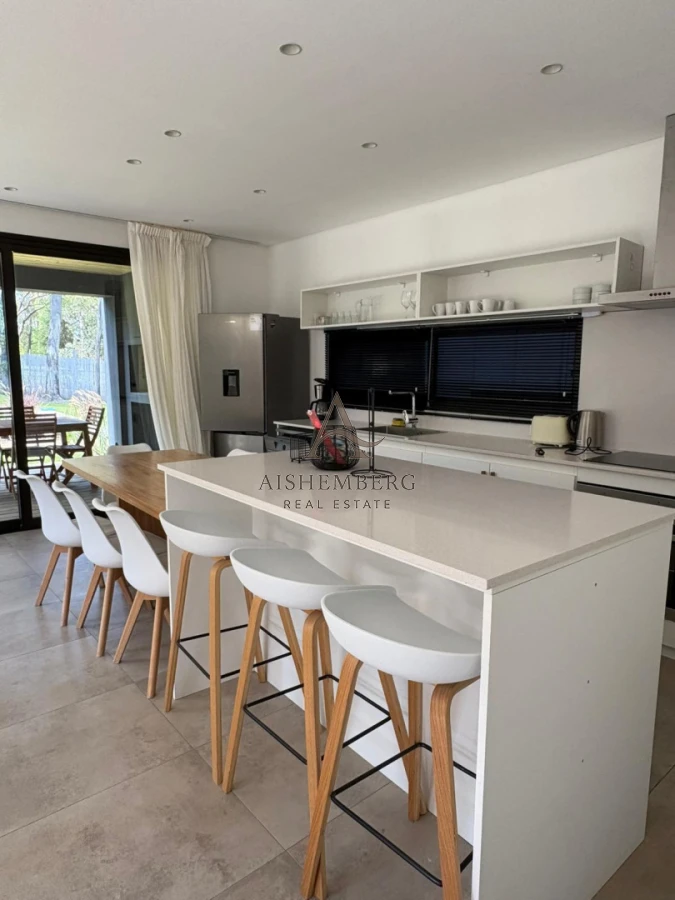 Casa ID.5364 - ALQUILER ANUAL O INVERNAL DE CASA 4 DORMITORIOS EN LA BARRA