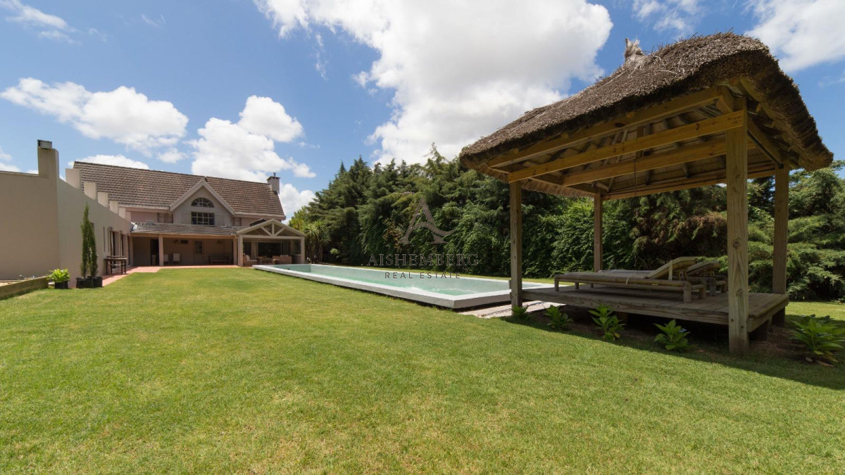 Casa ID.5050 - Alquiler de verano, Casa de 5 dormitorios en San Rafael, Punta del Este