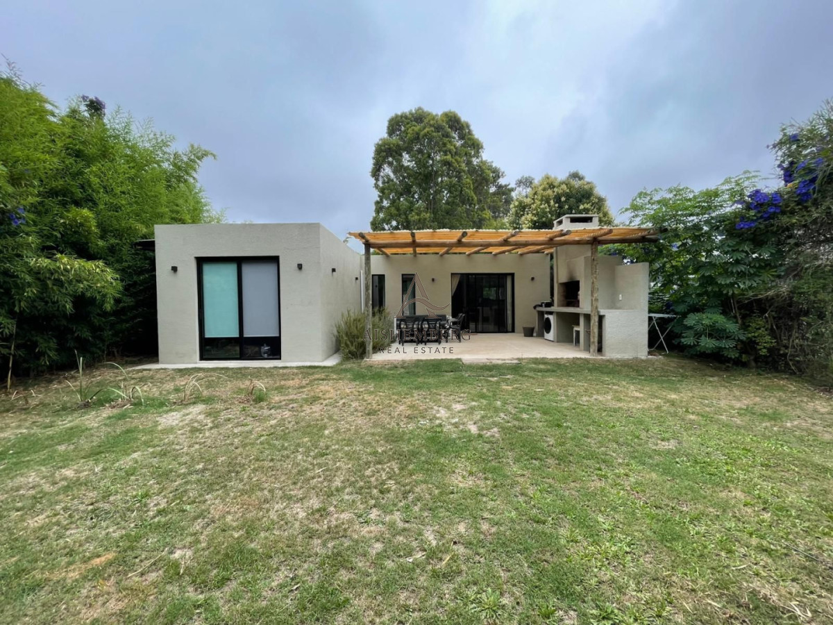 Casa ID.4959 - Alquiler Anual , Casa de 2 dormitorios en El Tesoro, La Barra
