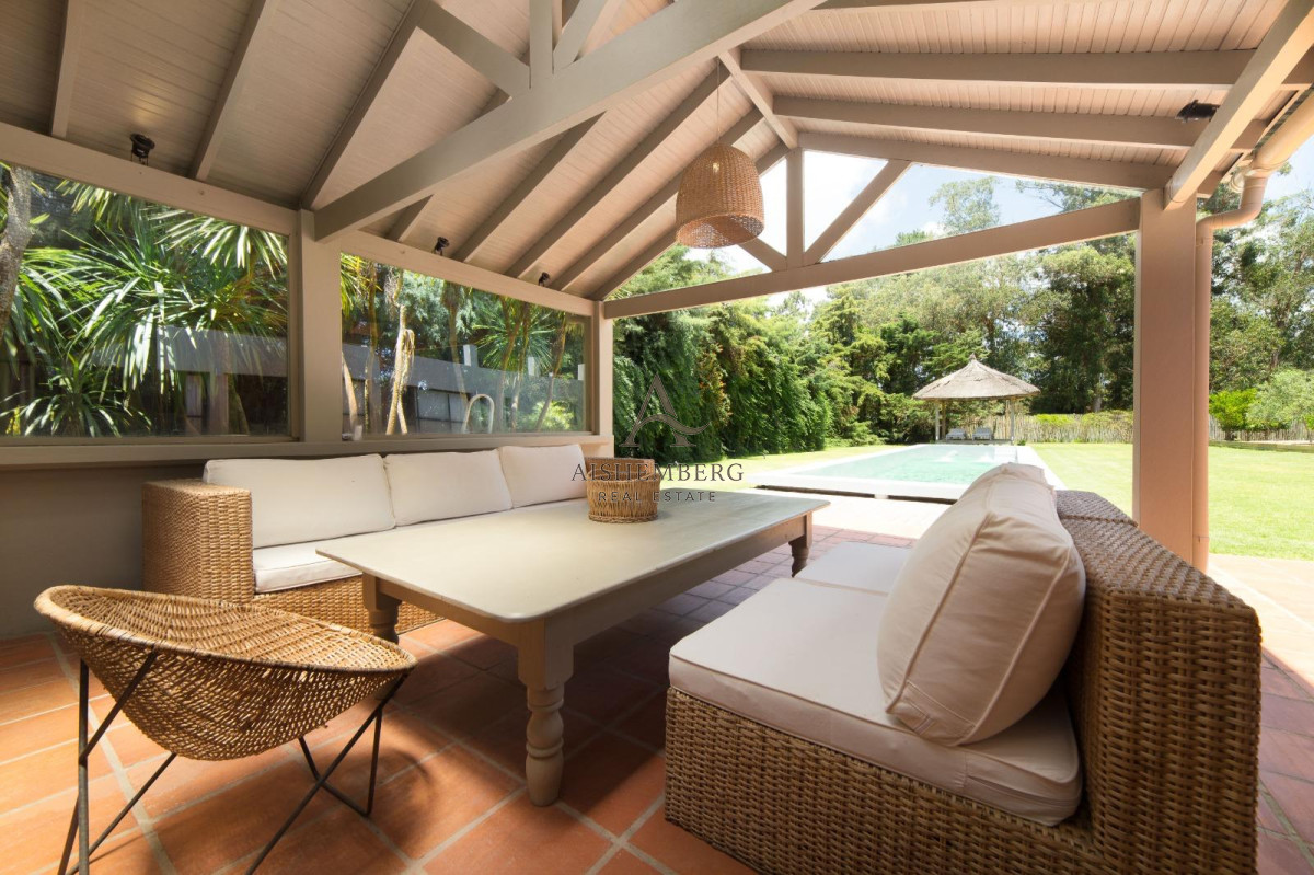 Casa ID.5050 - Alquiler de verano, Casa de 5 dormitorios en San Rafael, Punta del Este
