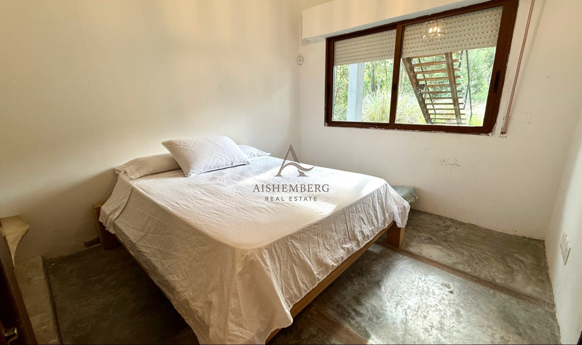Casa ID.5601 - VENTA CASA 4000m DE TERRENO DE BOSQUE PUNTA BALLENA SOLANAS