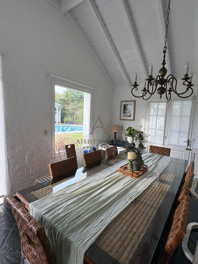 Casa ID.5616 - ALQUILER QUINCENA LA BARRA PUNTA DEL ESTE - CASA LAS ESTRELLAS