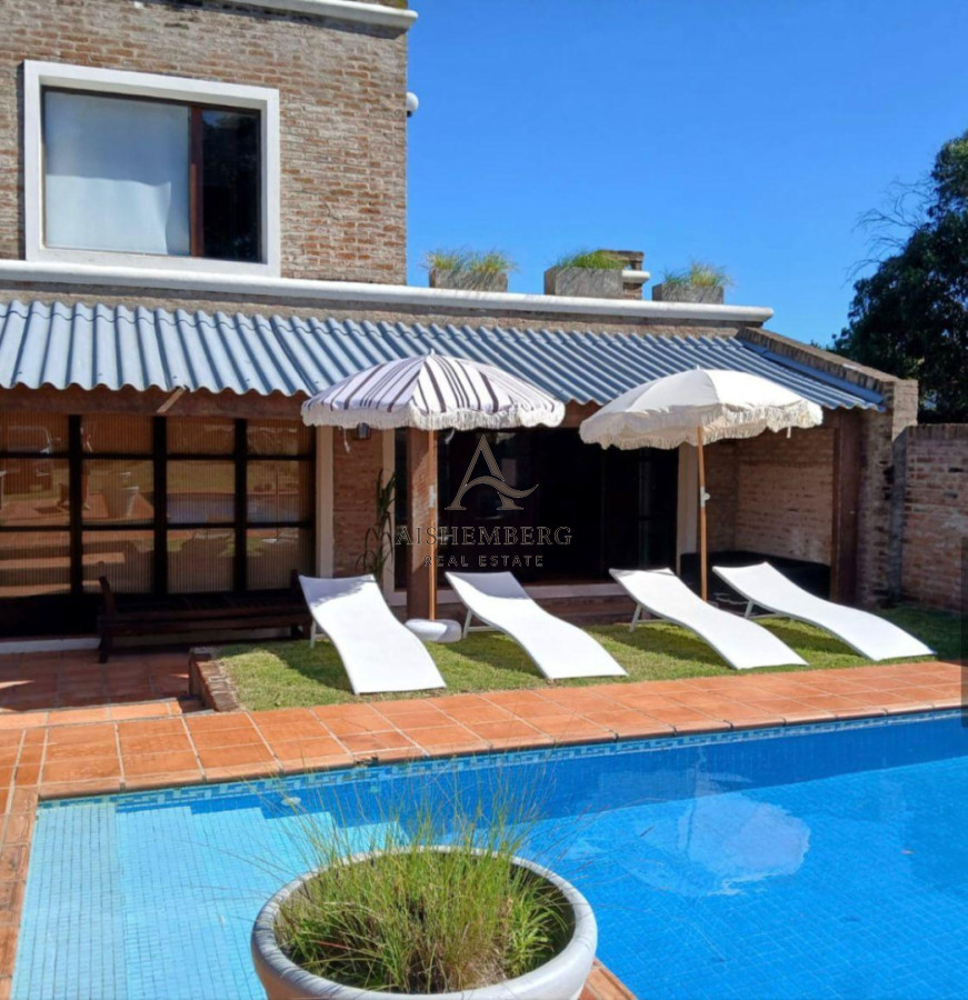 Casa ID.5401 - Casa en Alquiler en Montoya 2 dormitorios