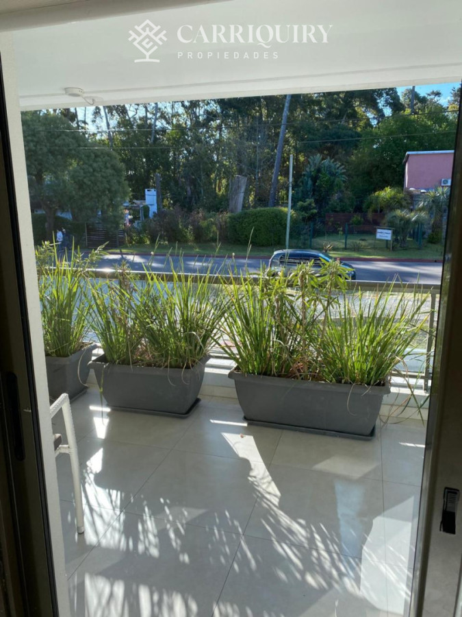 Apartamento ID.10228/Oportunidad-Venta-apartamento-de-1-dormitorio-en-Punta-del-Este - Apartamento en venta de 1 dormitorio y medio en Punta del Este 