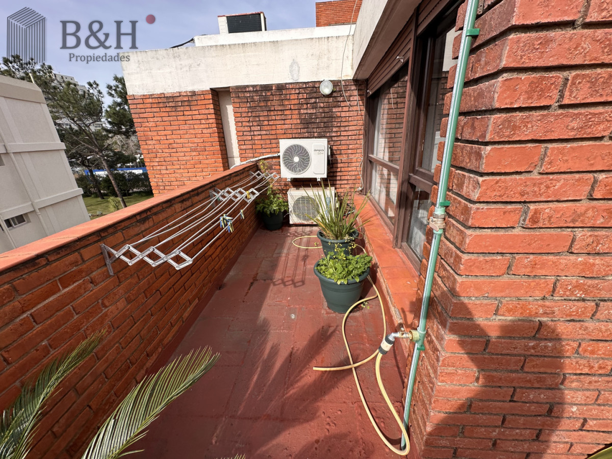 Apartamento ID.8074 - Apartamento 3 dormitorios tipo dúplex en Aidy Grill — a pasos de Punta Shopping 