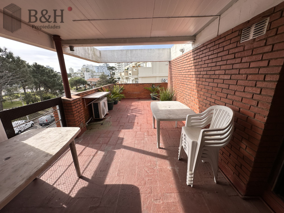 Apartamento ID.8074 - Apartamento 3 dormitorios tipo dúplex en Aidy Grill — a pasos de Punta Shopping 