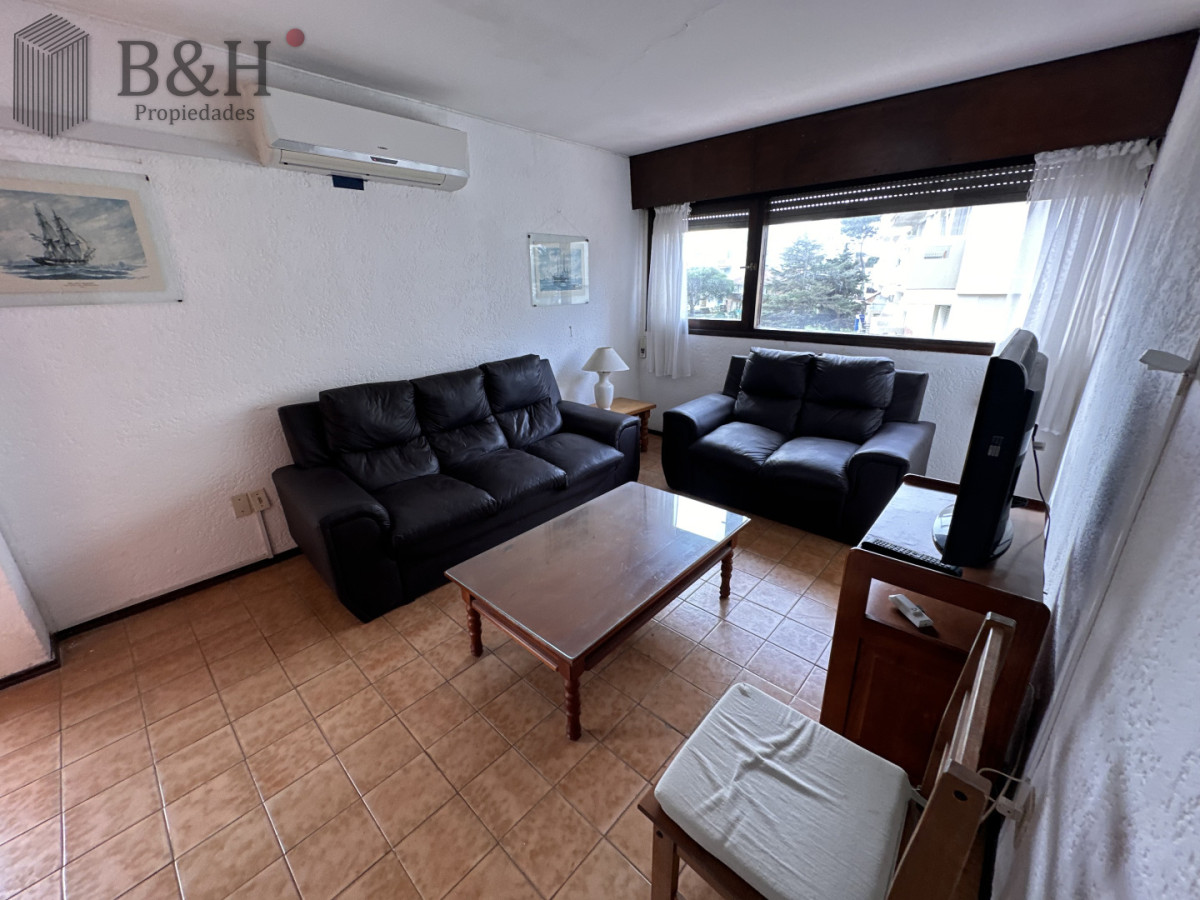 Apartamento ID.8074 - Apartamento 3 dormitorios tipo dúplex en Aidy Grill — a pasos de Punta Shopping 