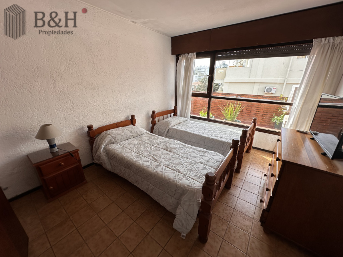 Apartamento ID.8074 - Apartamento 3 dormitorios tipo dúplex en Aidy Grill — a pasos de Punta Shopping 