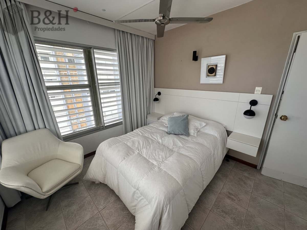 Apartamento ID.7829 - Apartamento en venta - Península, Punta del Este