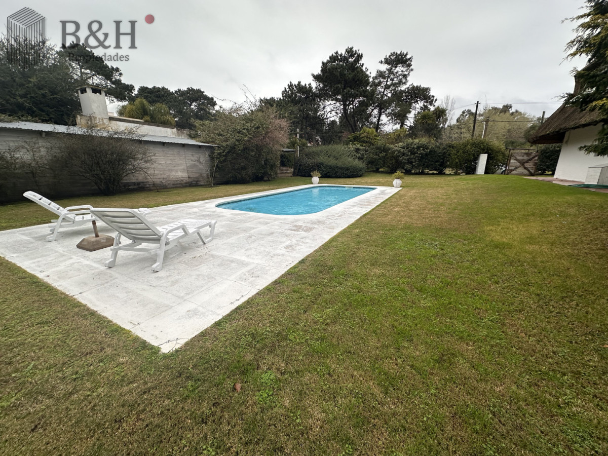 Casa ID.7781 - Casa en alquiler anual - Comodidad y calidad de vida todo el año
