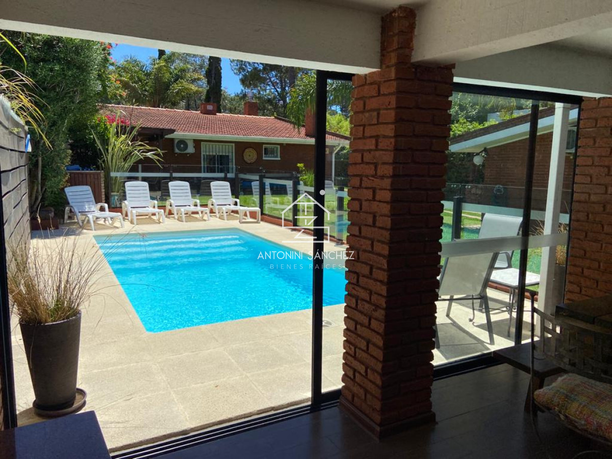 Casa ID.4910 - Casa en alquiler de temporada - Punta del Este