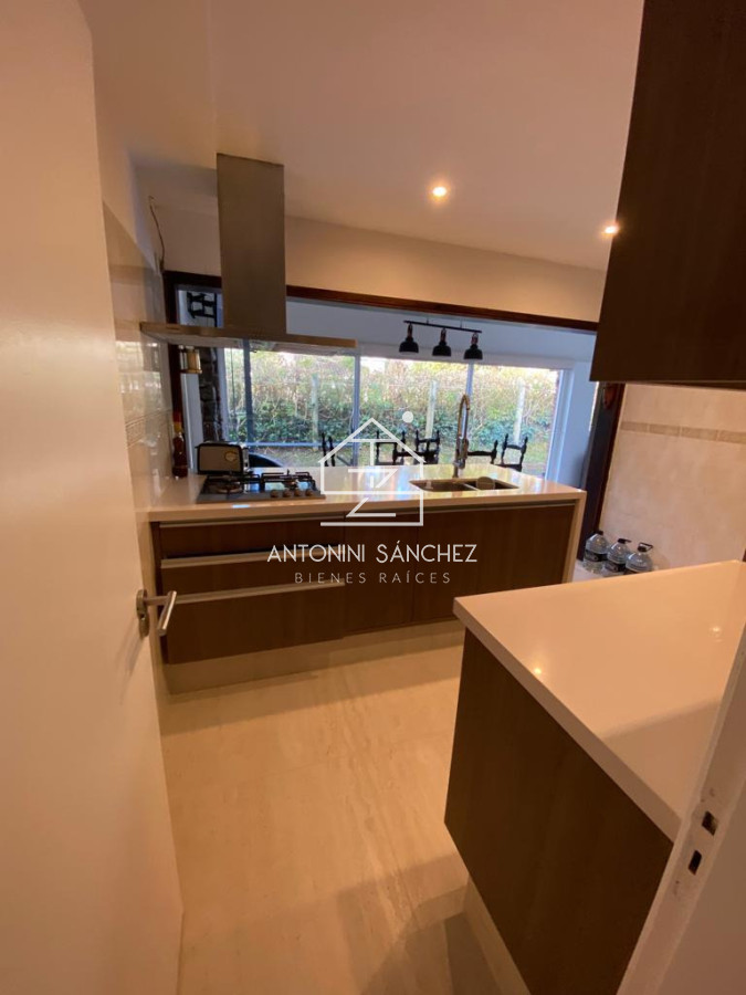 Casa ID.4910 - Casa en alquiler de temporada - Punta del Este