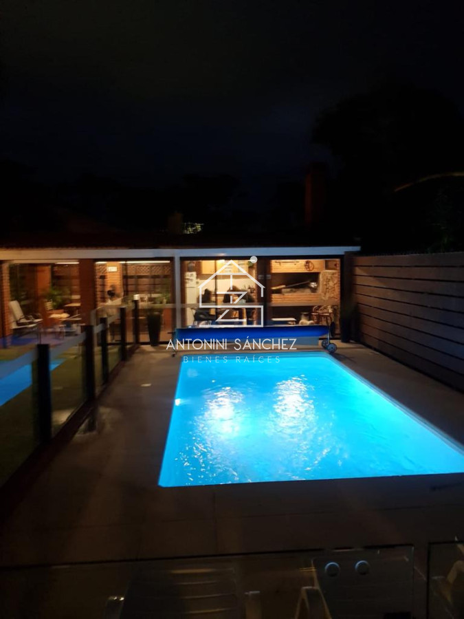 Casa ID.4910 - Casa en alquiler de temporada - Punta del Este