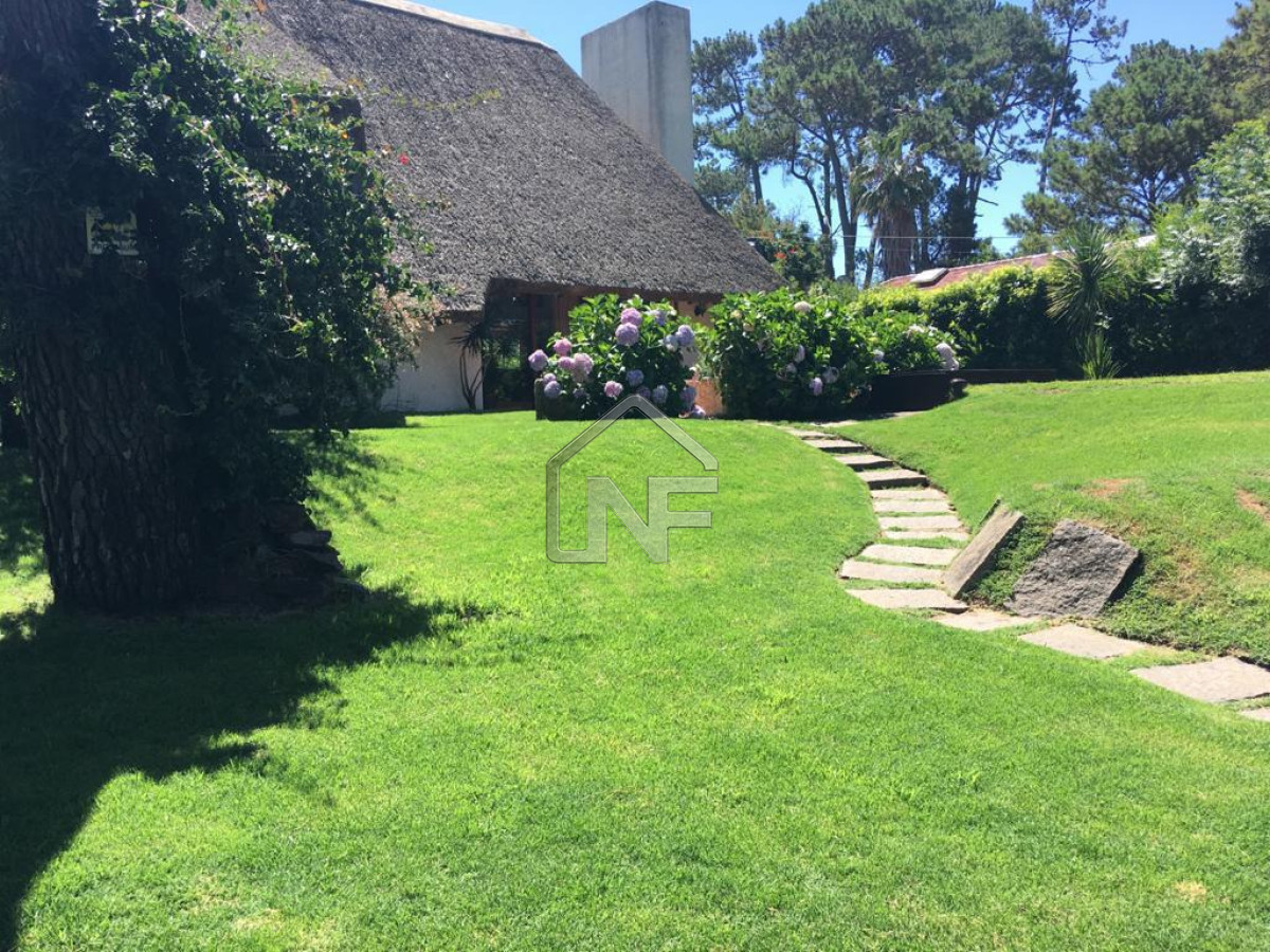 Casa ID.225 - Casa en alquiler de temporada - Punta del Este