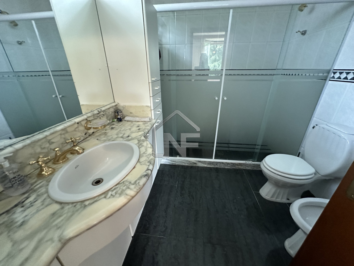 Casa ID.189 - Casa en alquiler enero de 4 dormitorios en Punta del Este 