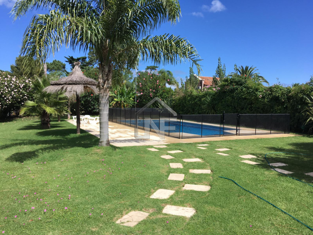 Casa ID.225 - Casa en alquiler de temporada - Punta del Este