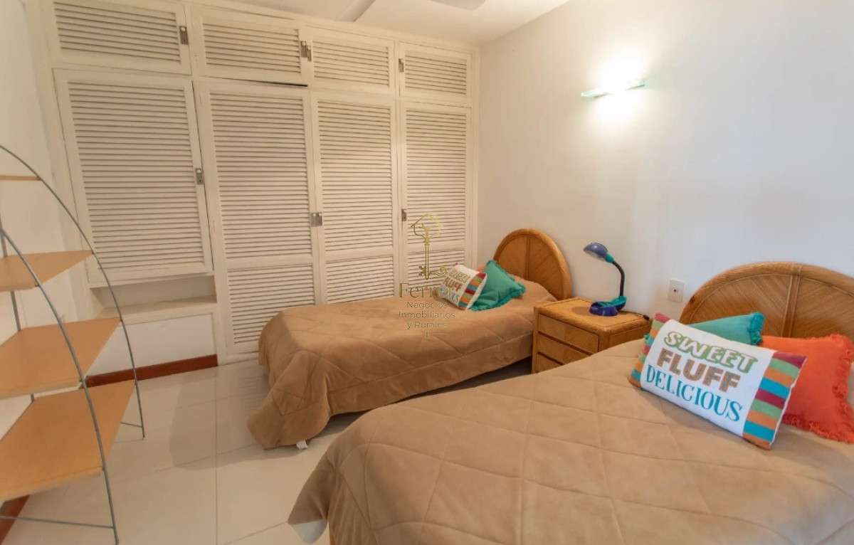 Apartamento ID.618 - Alquiler apartamento de 2 dormitorios en Punta del Este península 