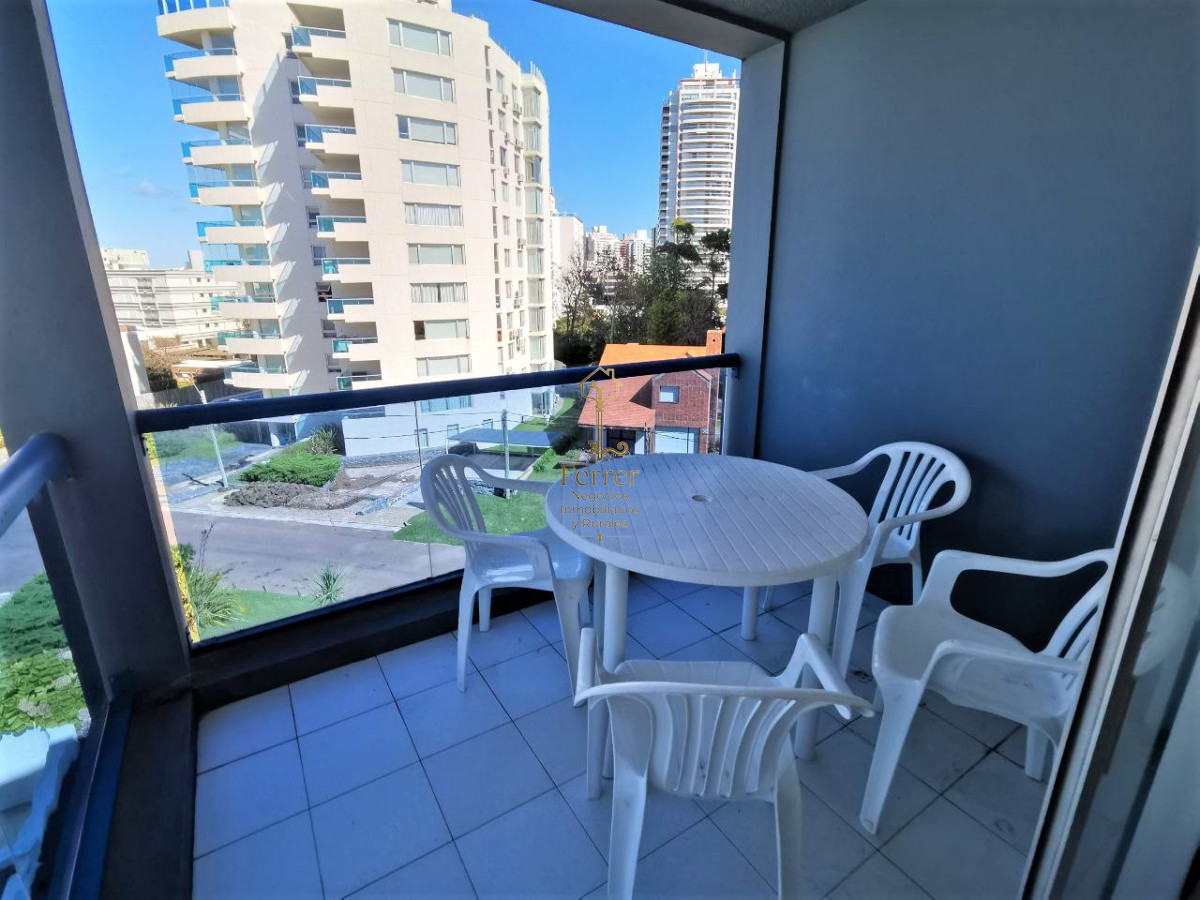 Apartamento ID.498 - Apartamento en alquiler enero febrero de dos dormitorios en brava Punta del Este 