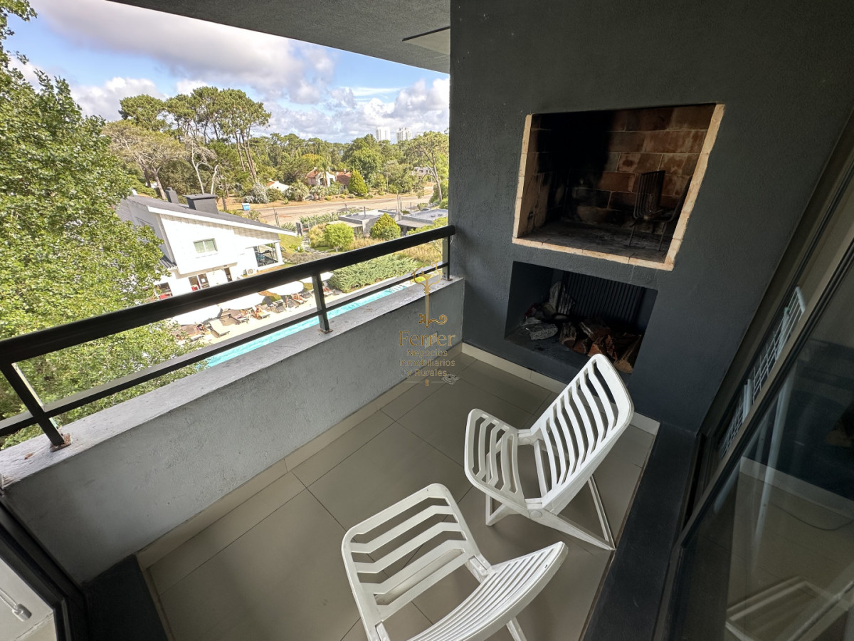 Apartamento ID.469 - Apartamento alquiler invernal de 2 dormitorios terraza con parrillero en Punta del Este, San Rafael