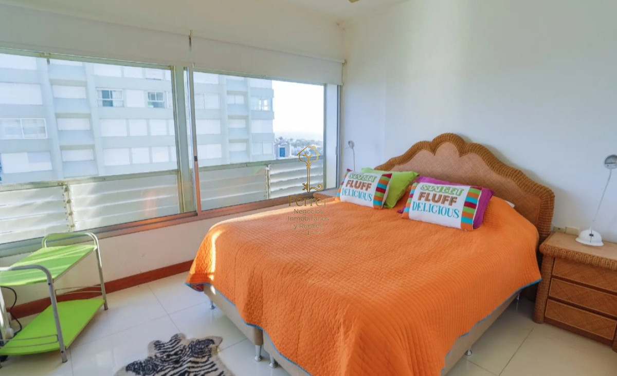 Apartamento ID.618 - Alquiler apartamento de 2 dormitorios en Punta del Este península 