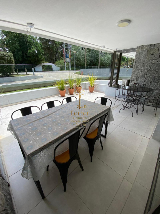 Apartamento ID.739 - Apartamento en venta de 1 dormitorio y medio + 2 baños en Punta del Este 