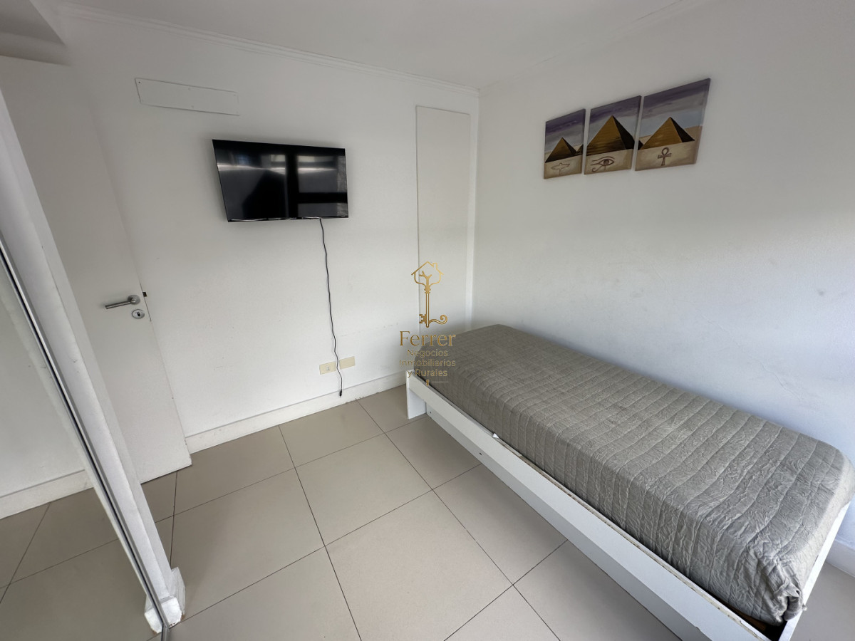 Apartamento ID.469 - Apartamento alquiler invernal de 2 dormitorios terraza con parrillero en Punta del Este, San Rafael