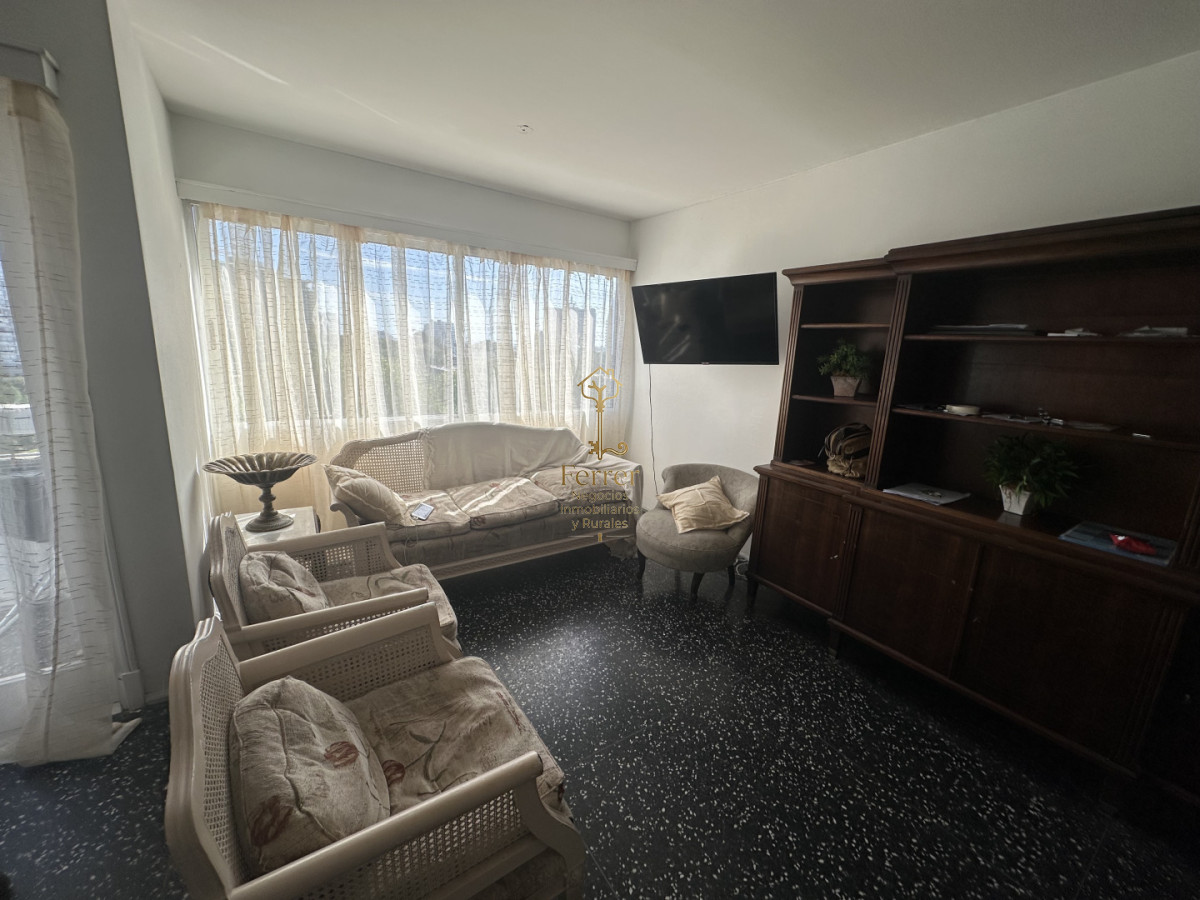Apartamento ID.508 - Apartamento en alquiler de tres dormitorios en brava Punta del Este