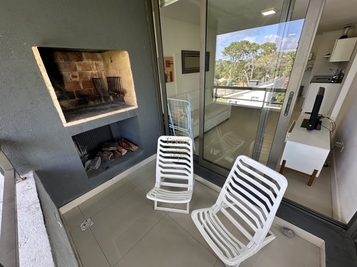 Apartamento ID.469 - Apartamento alquiler invernal de 2 dormitorios terraza con parrillero en Punta del Este, San Rafael