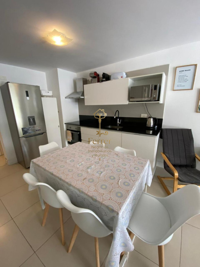 Apartamento ID.739 - Apartamento en venta de 1 dormitorio y medio + 2 baños en Punta del Este 
