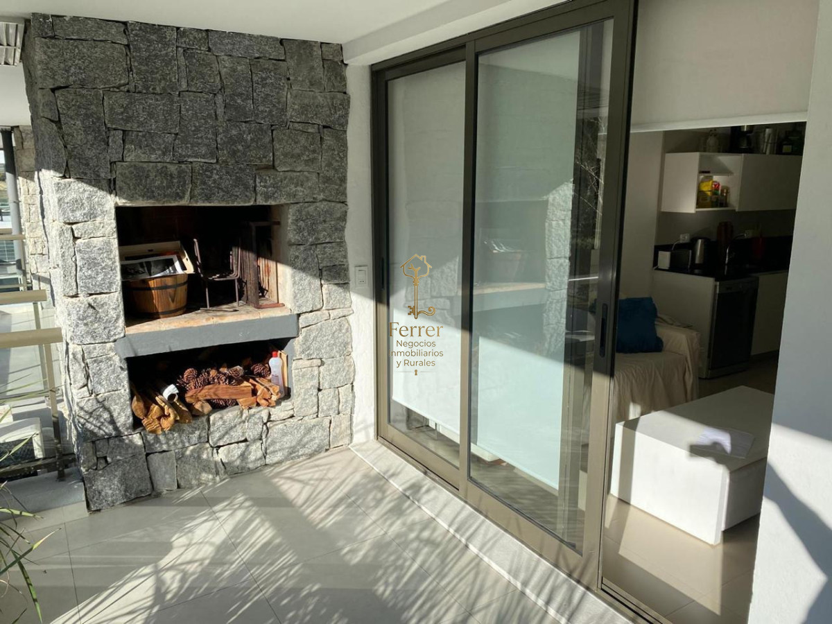 Apartamento ID.756 - Apartamento en venta de 1 dormitorio y medio en Punta del Este 