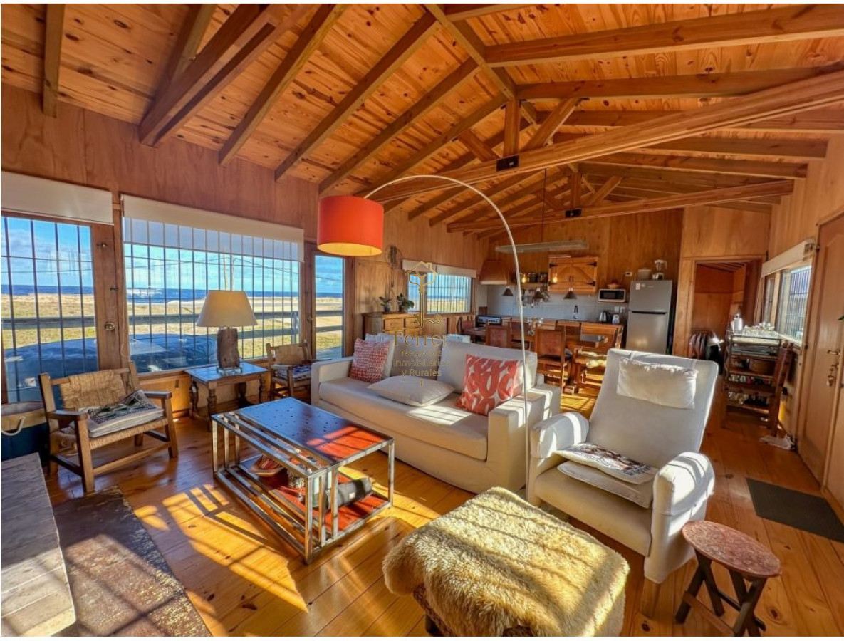 Casa ID.789 - Casa en venta con vistas al mar en Santa Mónica, Maldonado. 