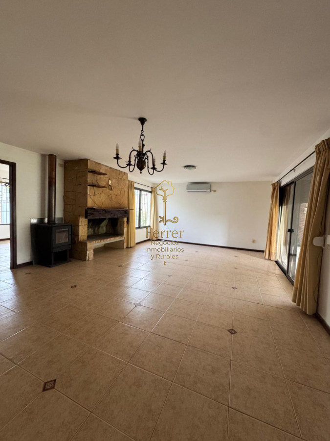 Casa ID.761 - Casa alquiler anual en Punta del Este Pinares 