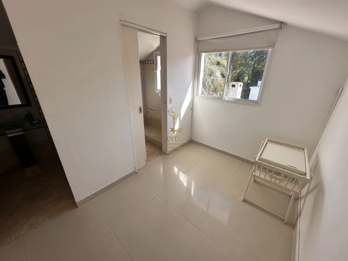 Casa ID.639 - Casa alquiler anual tres dormitorios en Punta del Este 