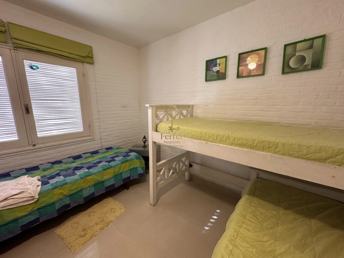 Casa ID.639 - Casa alquiler anual tres dormitorios en Punta del Este 