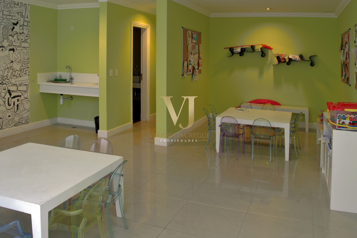 Apartamento ID.674 - Torre Imperiale Planta unificada 4 suites más dependencia de servicio