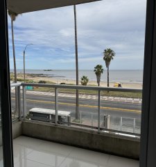 Venta Apartamento 2 Dormitorios 2 baños Rambla