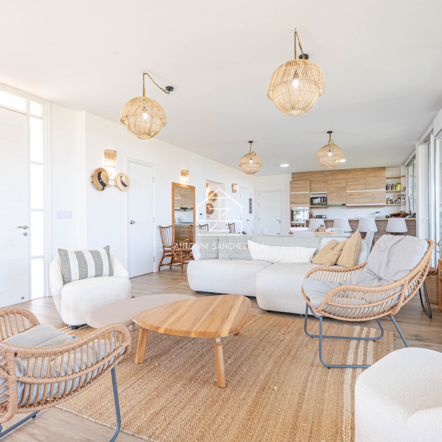 Casa ID.4515 - CASA EN VENTA A 50M DEL MAR 