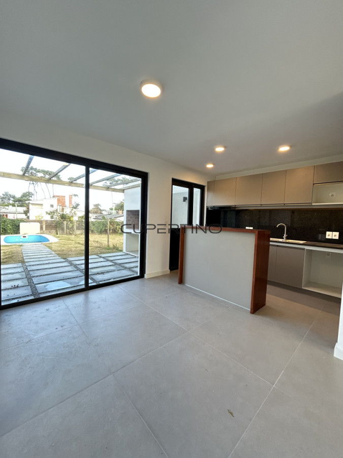 VENTA CASA DE 3 DORM 3 BAÑOS PINARES — foto 9