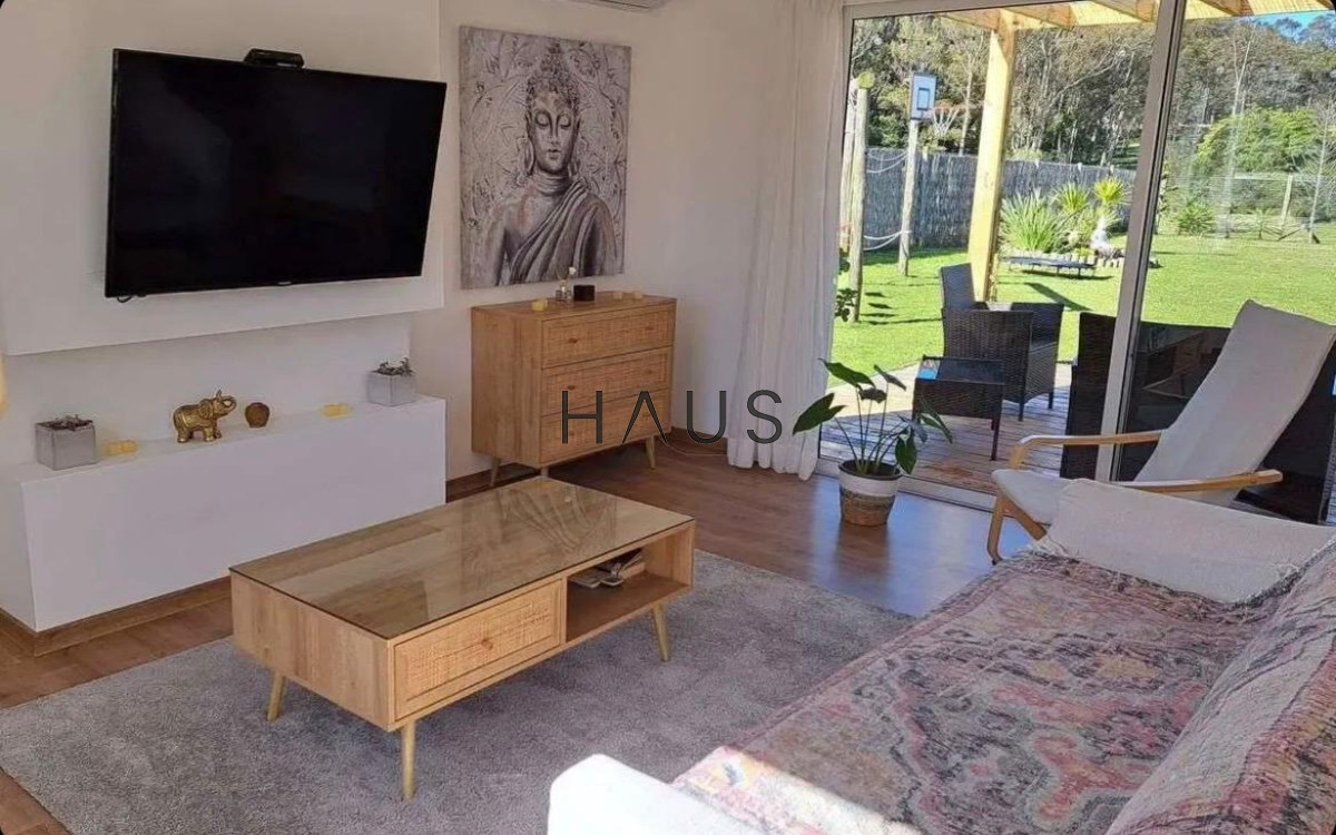 Casa ID.800 - Casa en Punta Ballena, Verde Mora