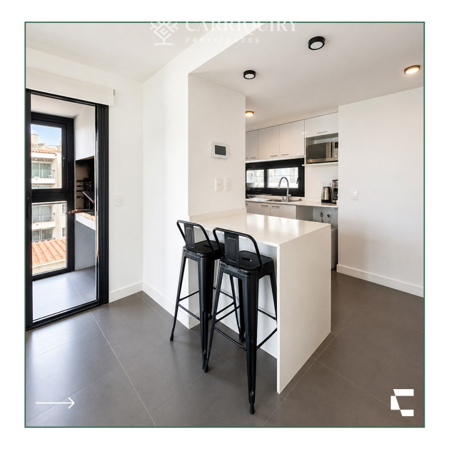 Apartamento ID.10220 - APARTAMENTO EN VENTA Vista directa al mar en la Península edifcio de categoria