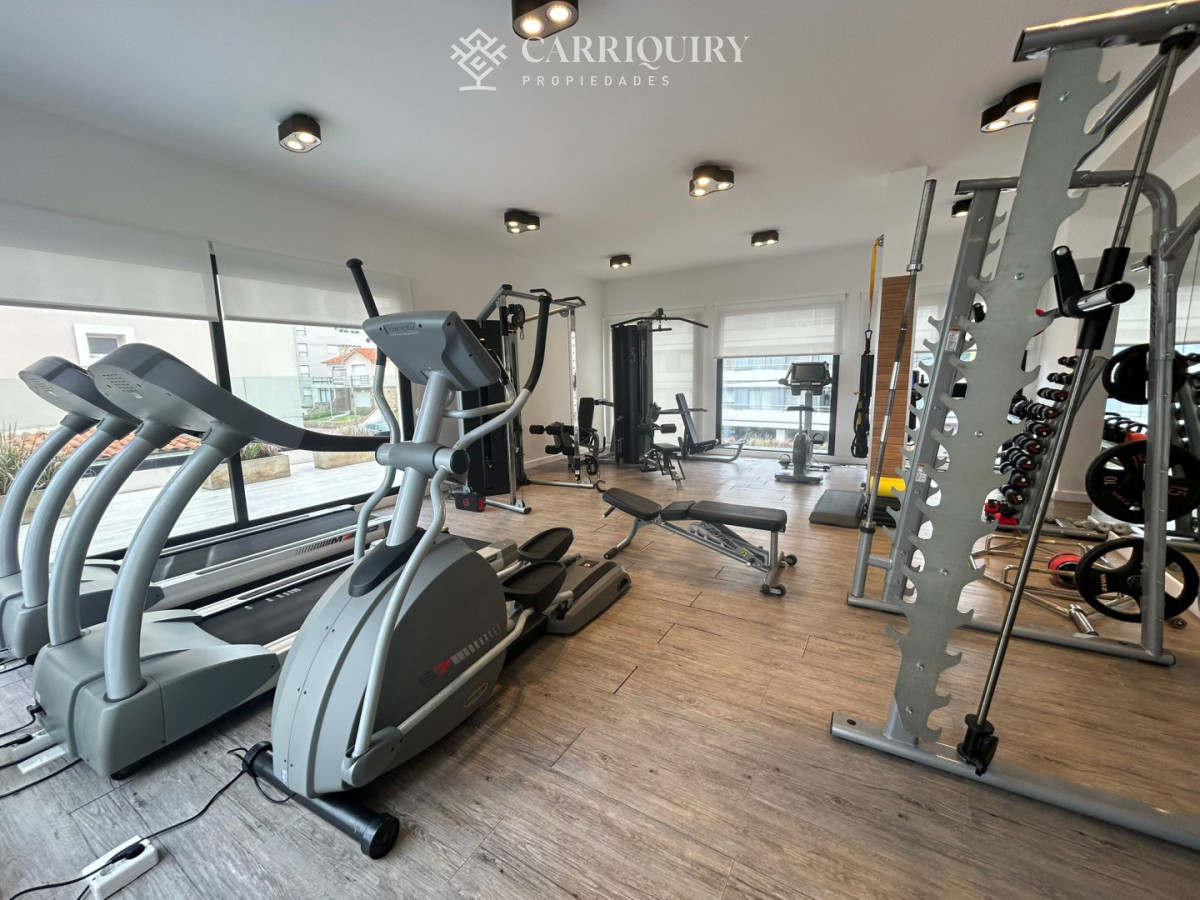 Apartamento ID.10220 - APARTAMENTO EN VENTA Vista directa al mar en la Península edifcio de categoria