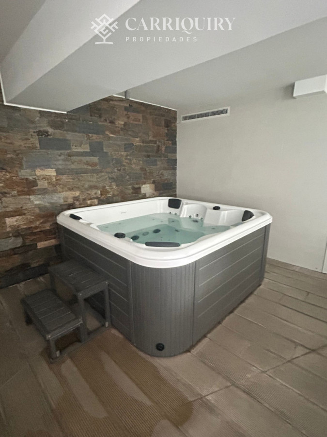 Apartamento ID.10220 - APARTAMENTO EN VENTA Vista directa al mar en la Península edifcio de categoria