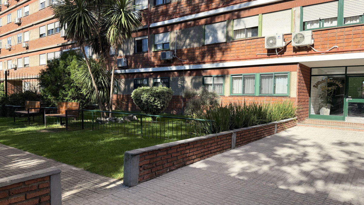 Apartamento ID.3 - Venta Apartamento 4 Dorm. Frente a Nuevo Centro 