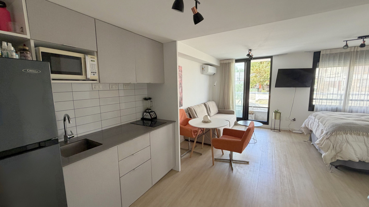 Apartamento ID.7 - MONOAMBIENTE AMOBLADO EN MALVÍN, BALCÓN, SEGURIDAD 24 HS - CERCA DE LA RAMBLA