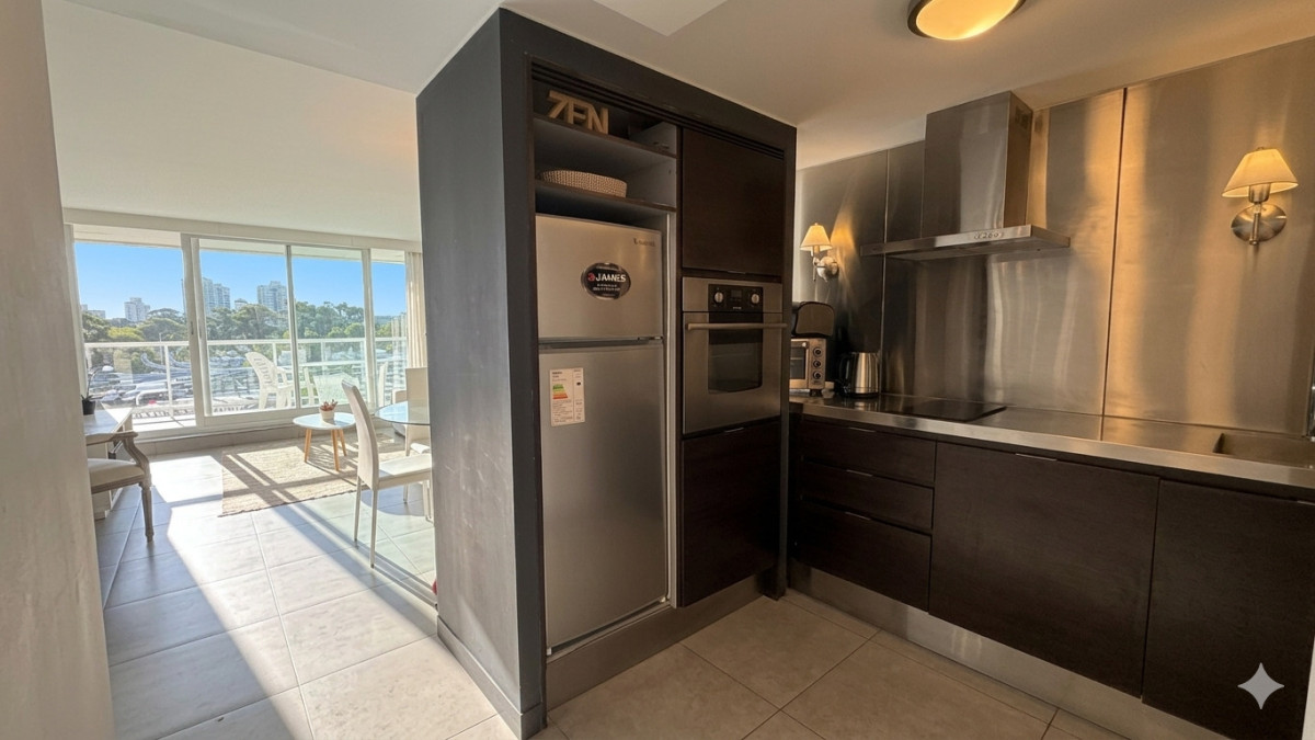 Apartamento ID.12 - Venta apartamento 1 dorm YOO Punta del Este con garaje