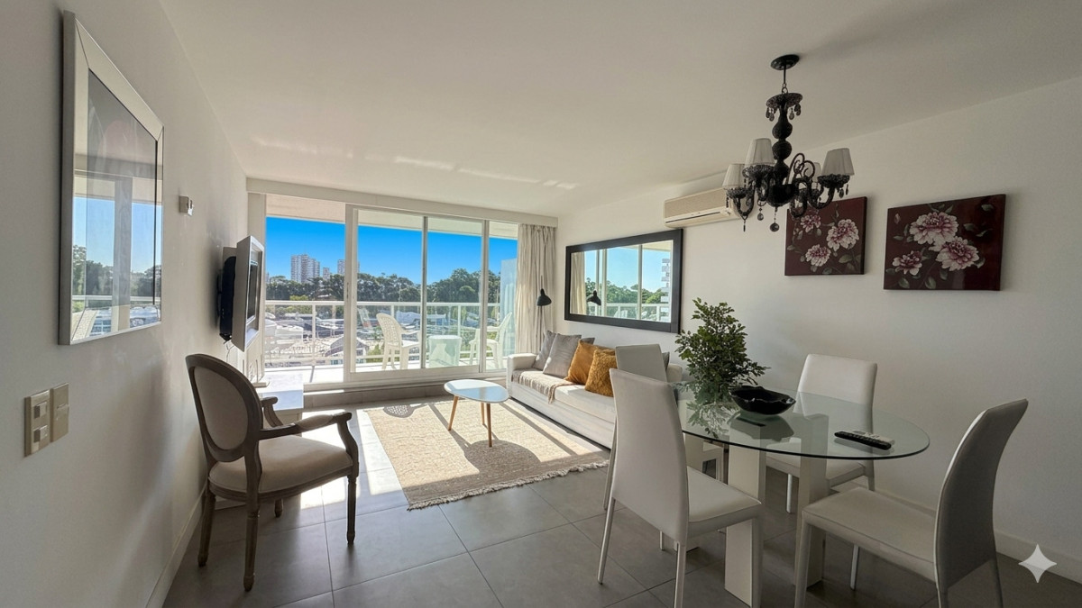 Venta apartamento 1 dorm YOO Punta del Este con garaje