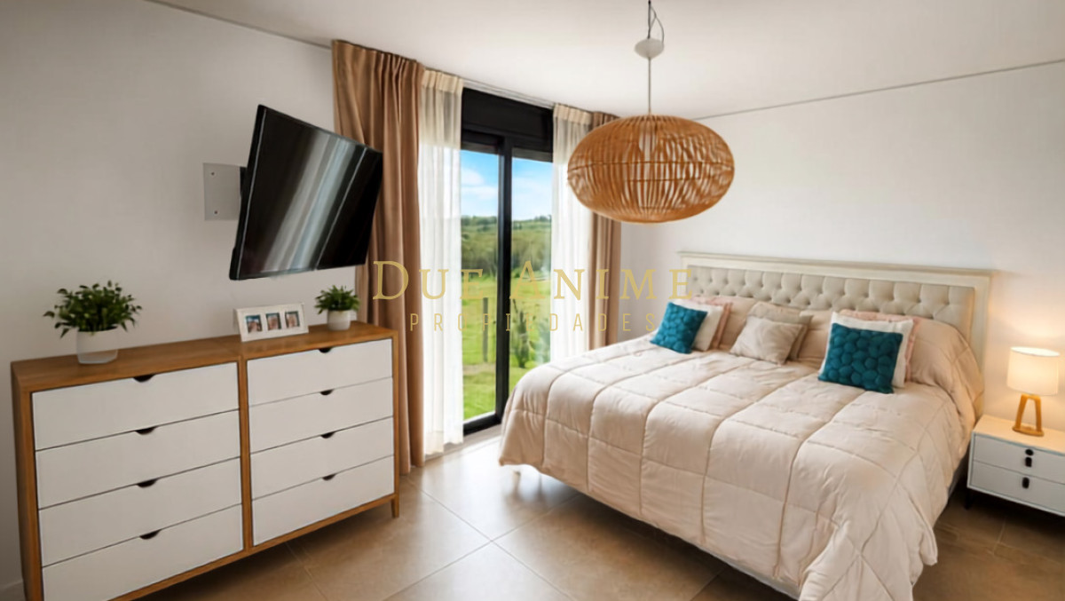 Casa ID.30 -  Colinas de Carrasco, Venta casa 4 dorm con Piscina infinita U$S590.000