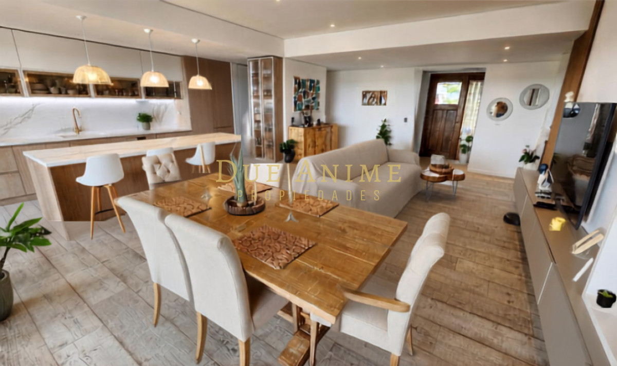 Casa ID.30 -  Colinas de Carrasco, Venta casa 4 dorm con Piscina infinita U$S590.000