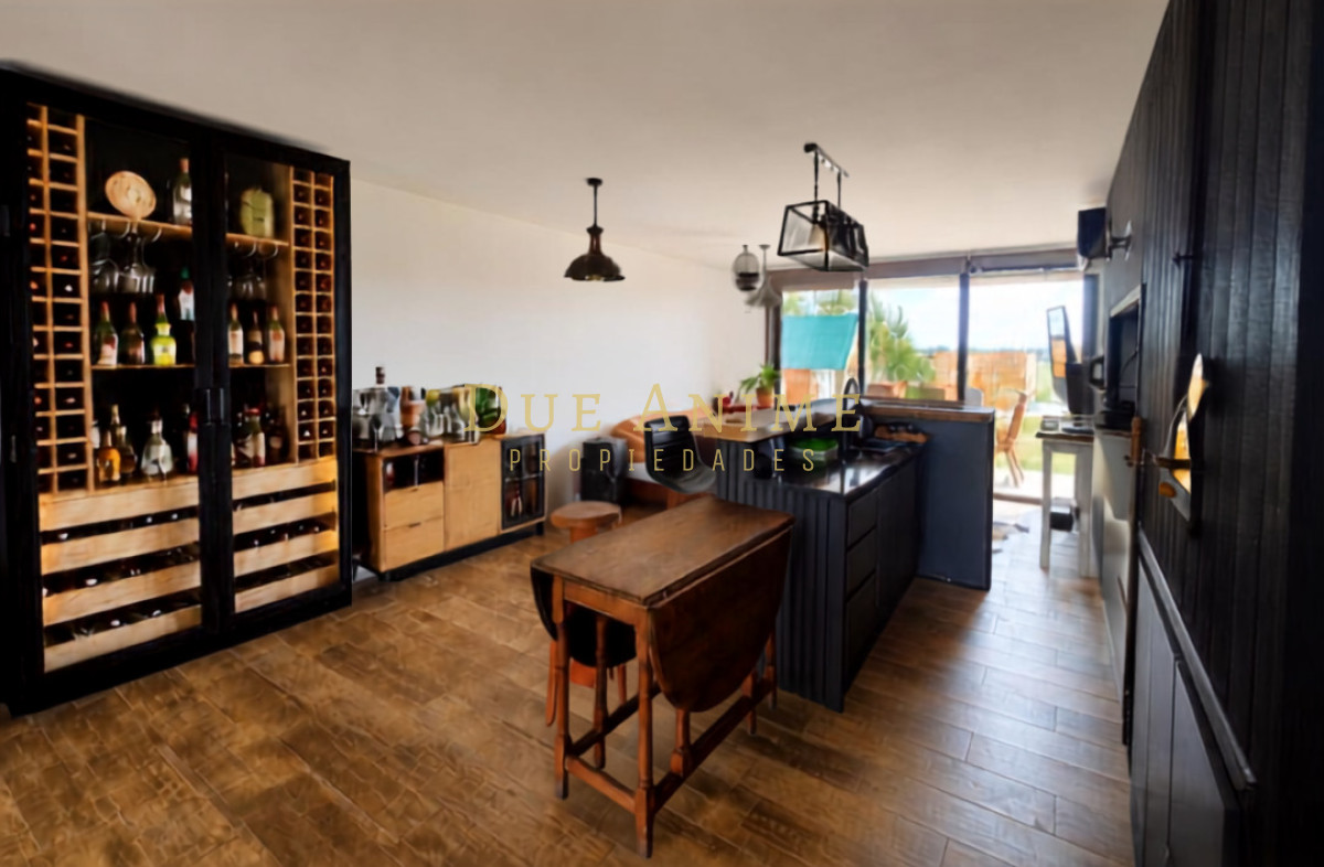 Casa ID.30 -  Colinas de Carrasco, Venta casa 4 dorm con Piscina infinita U$S590.000