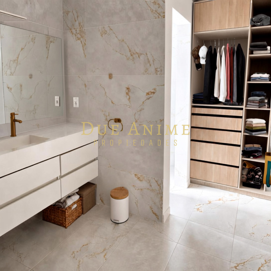 Casa ID.30 -  Colinas de Carrasco, Venta casa 4 dorm con Piscina infinita U$S590.000